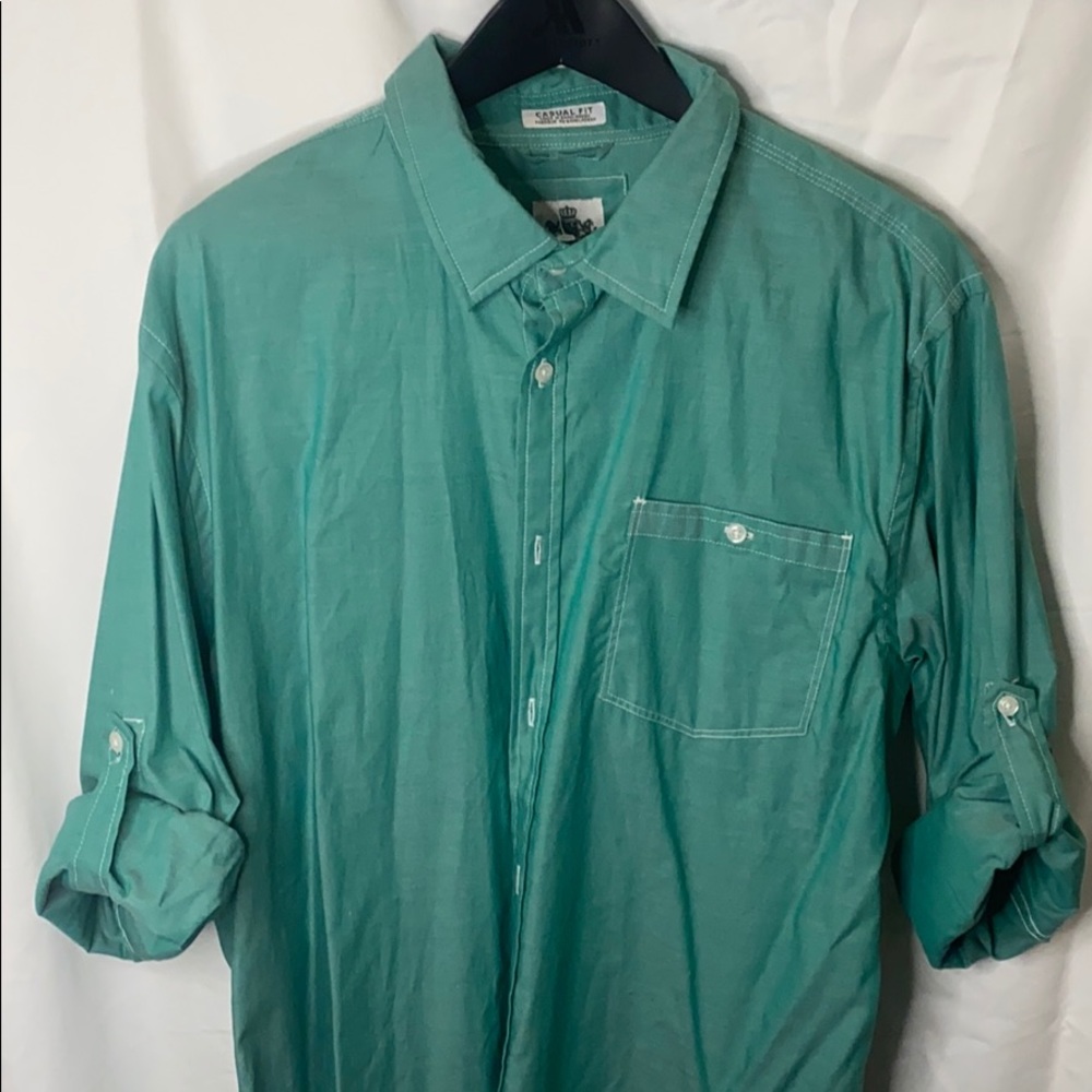 Men’s casual button down express dress shirt